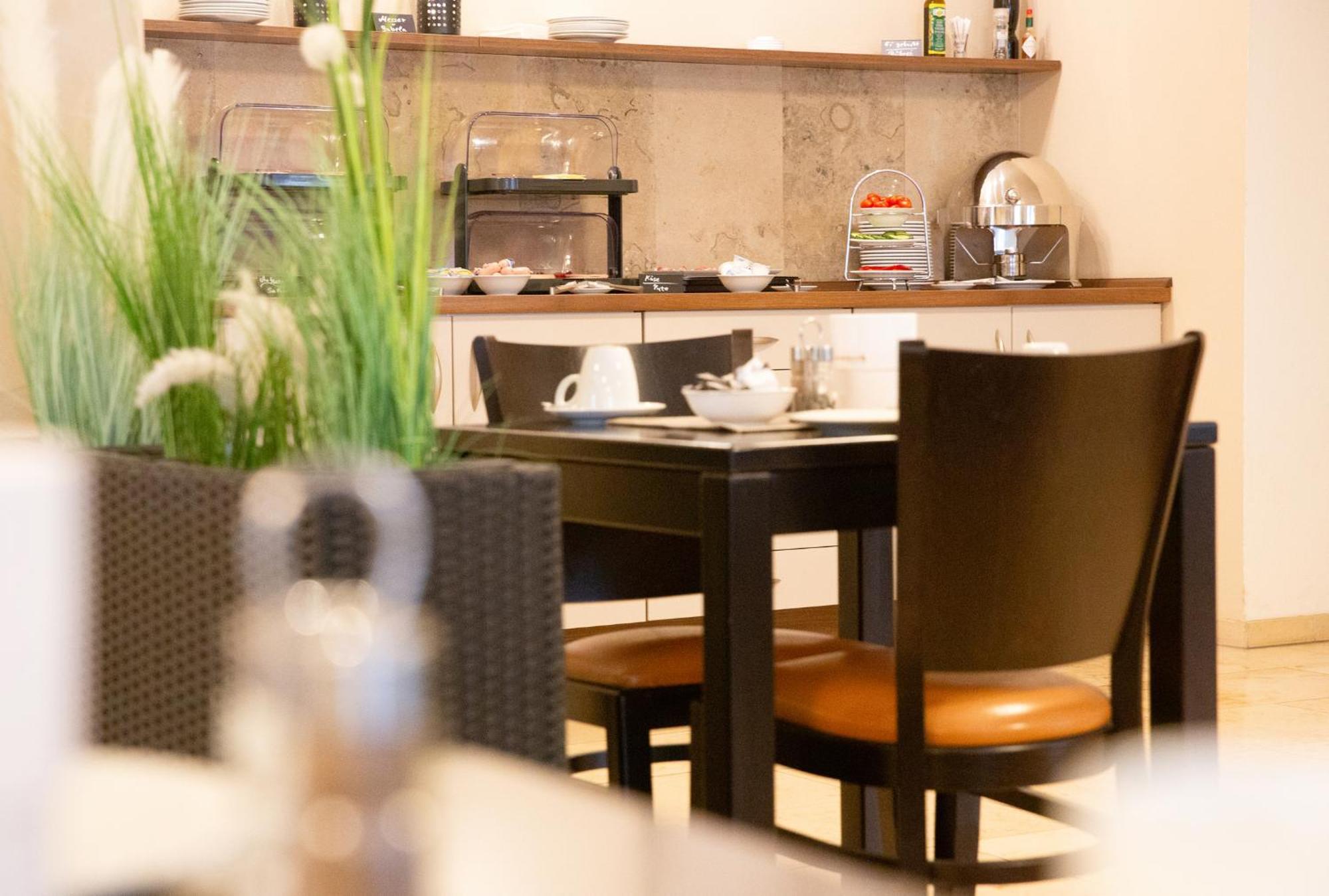 Auwald Hotel Ίνγκολστατ Εξωτερικό φωτογραφία